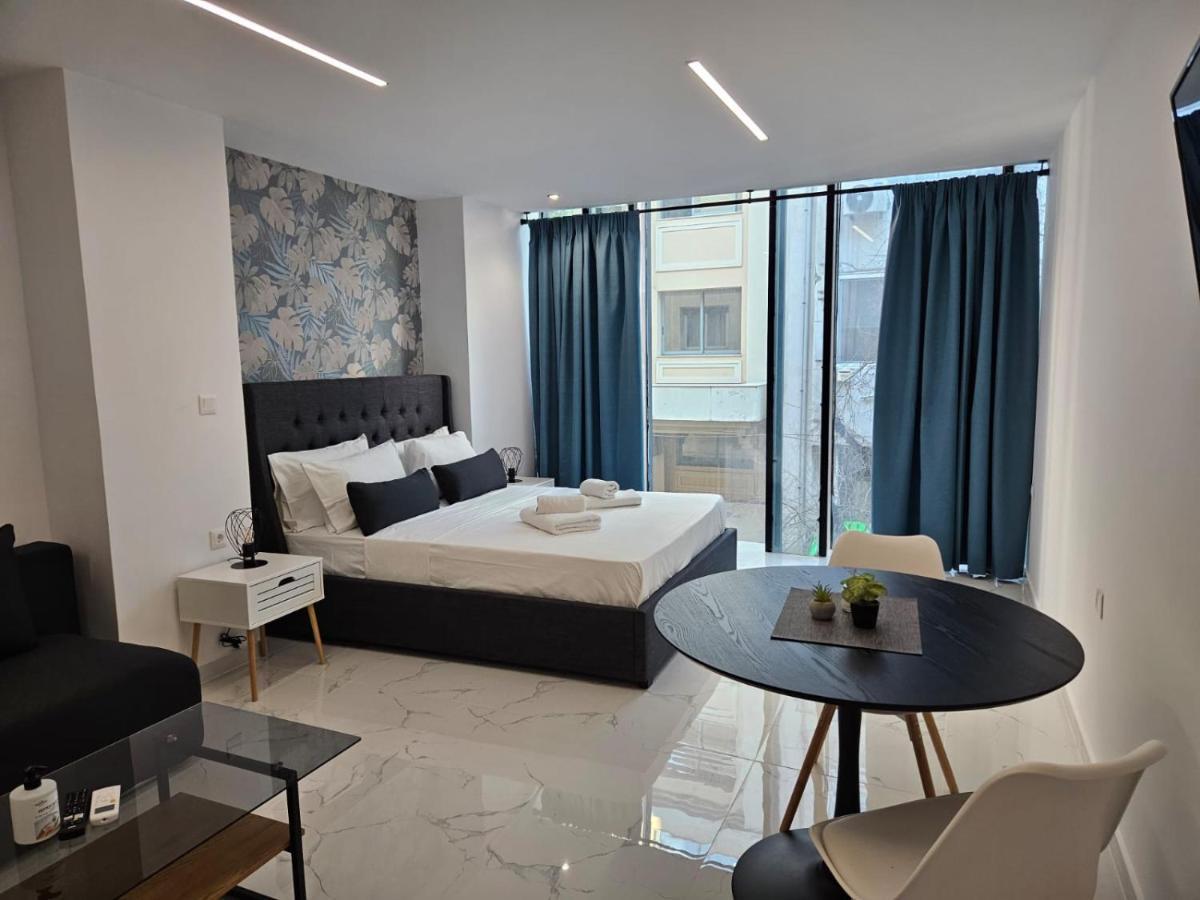 Nikis 20 Suites Atene Esterno foto