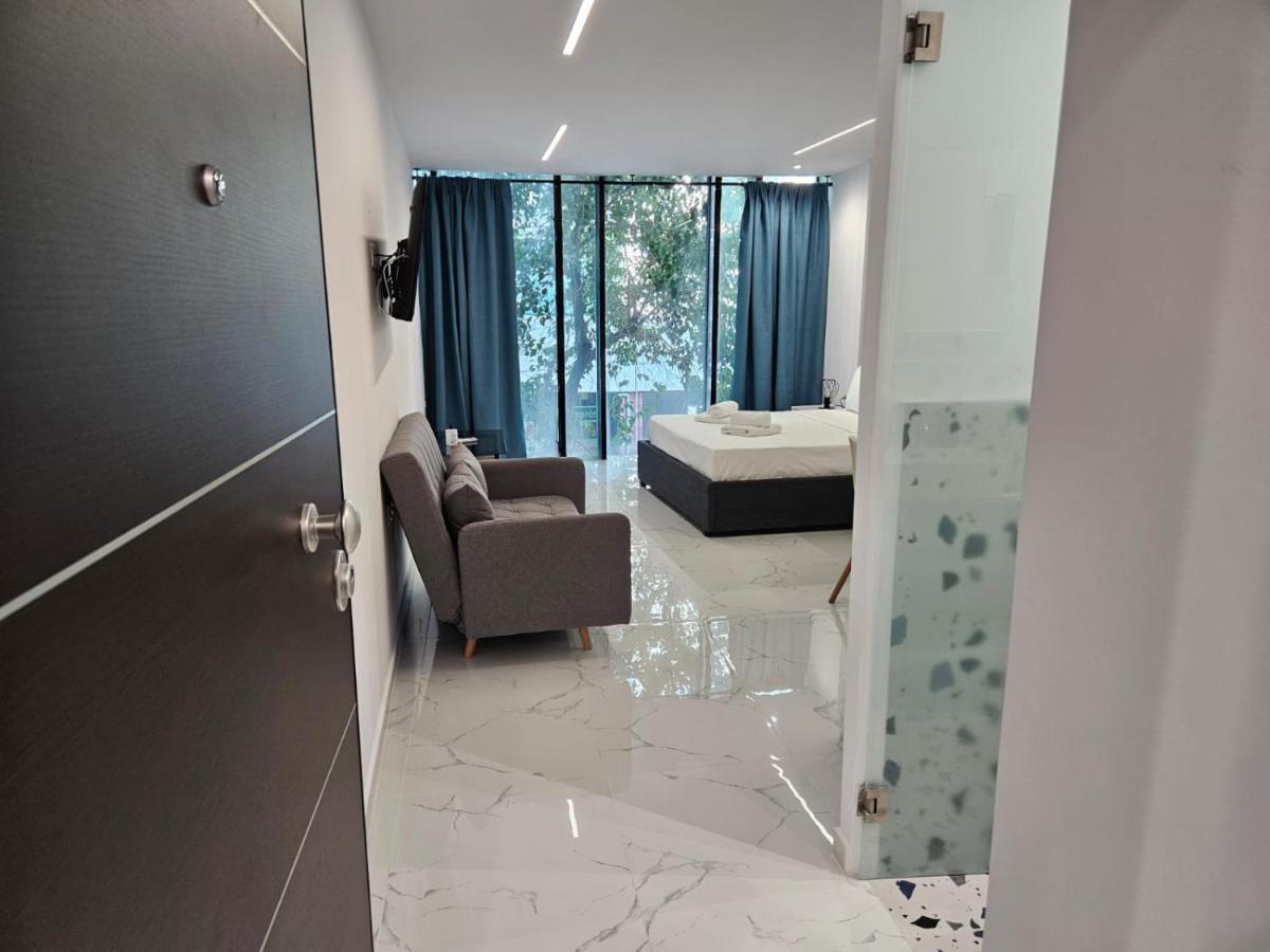 Nikis 20 Suites Atene Esterno foto
