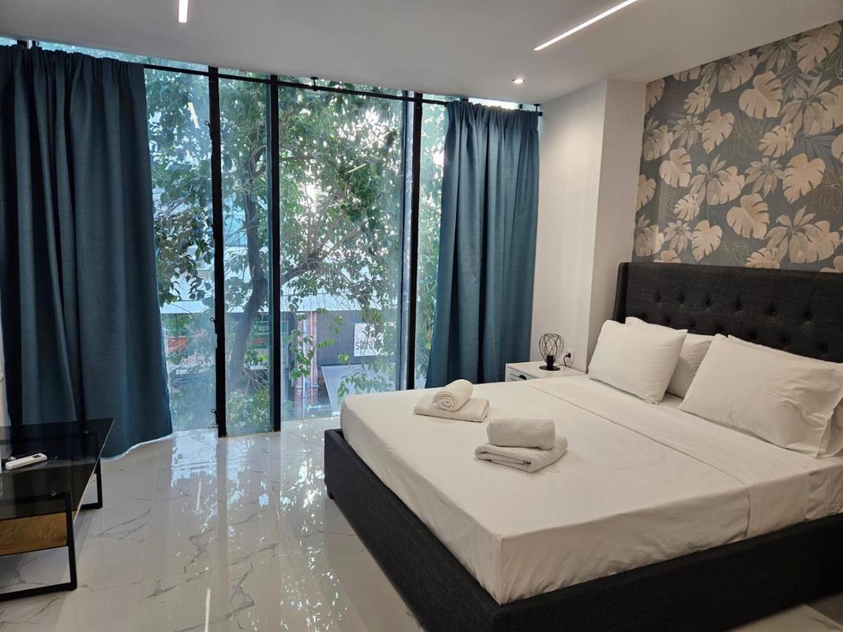 Nikis 20 Suites Atene Esterno foto